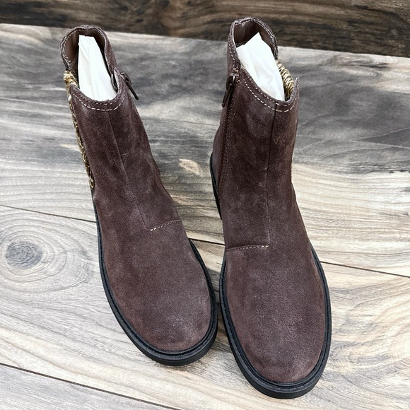 NIB Clarks Opal Sky 7M Dark Brown Suede Comfort Ankle Boots Booties - Picture 2 of 12